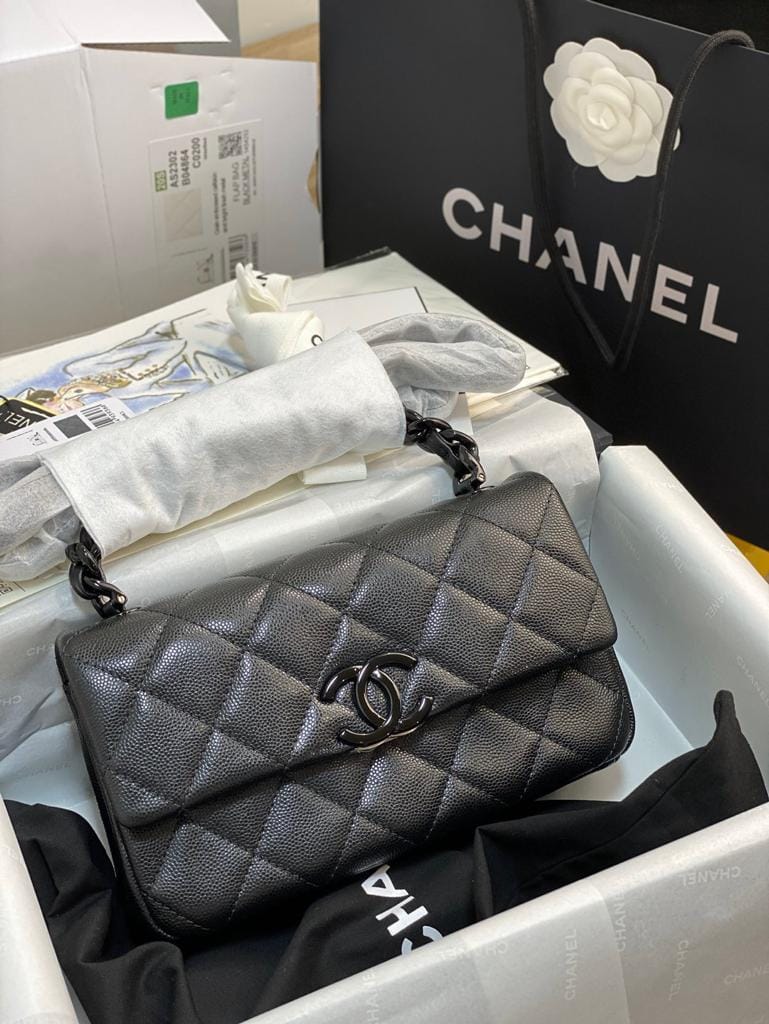 Chanel Classic Flap Bag 20cm Black